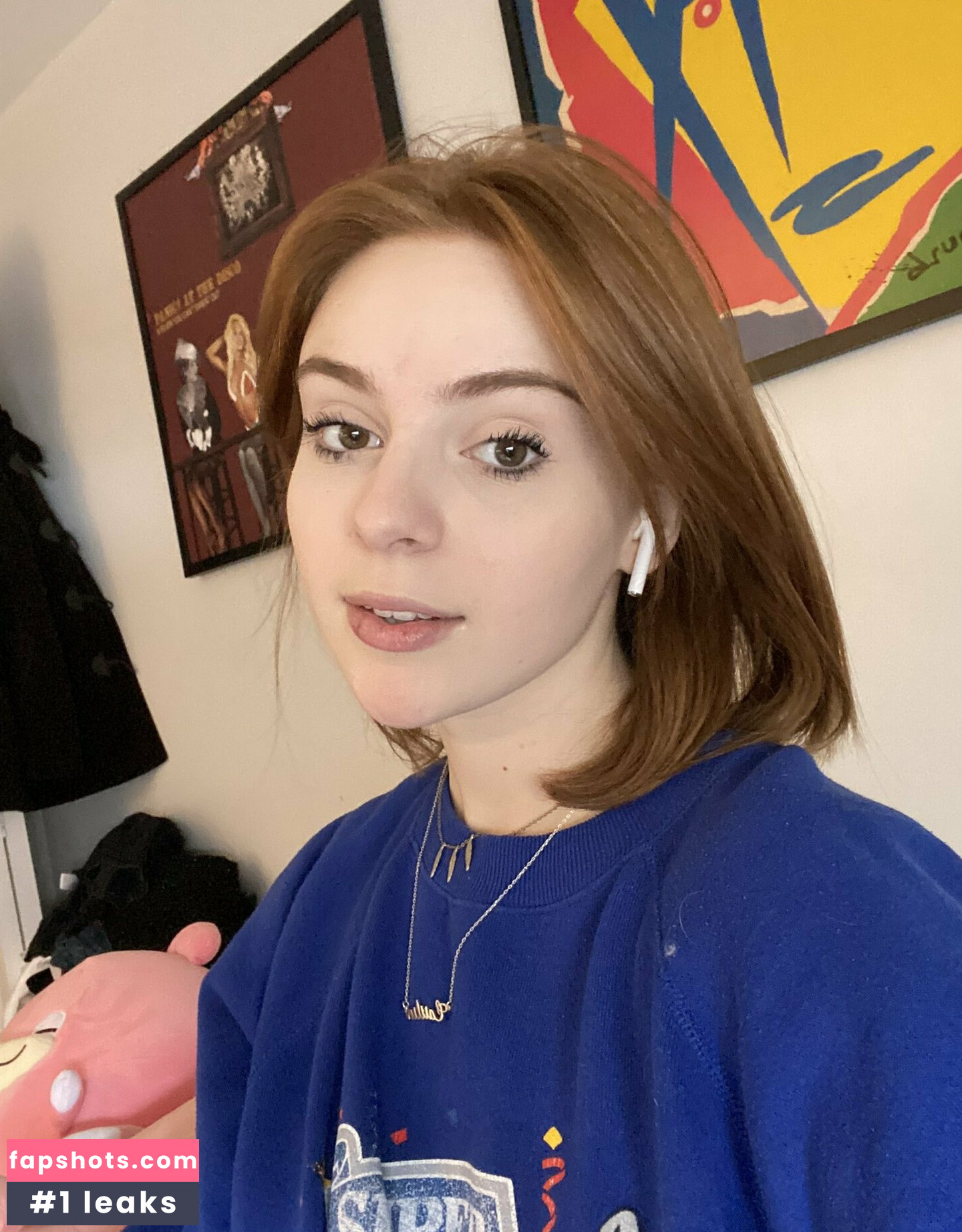 Caitlin gallery photo #30