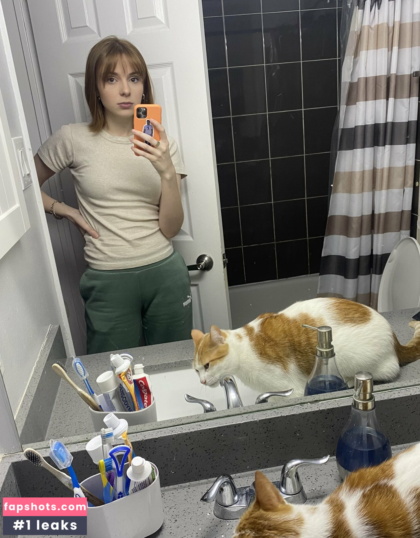 Caitlin gallery photo #31