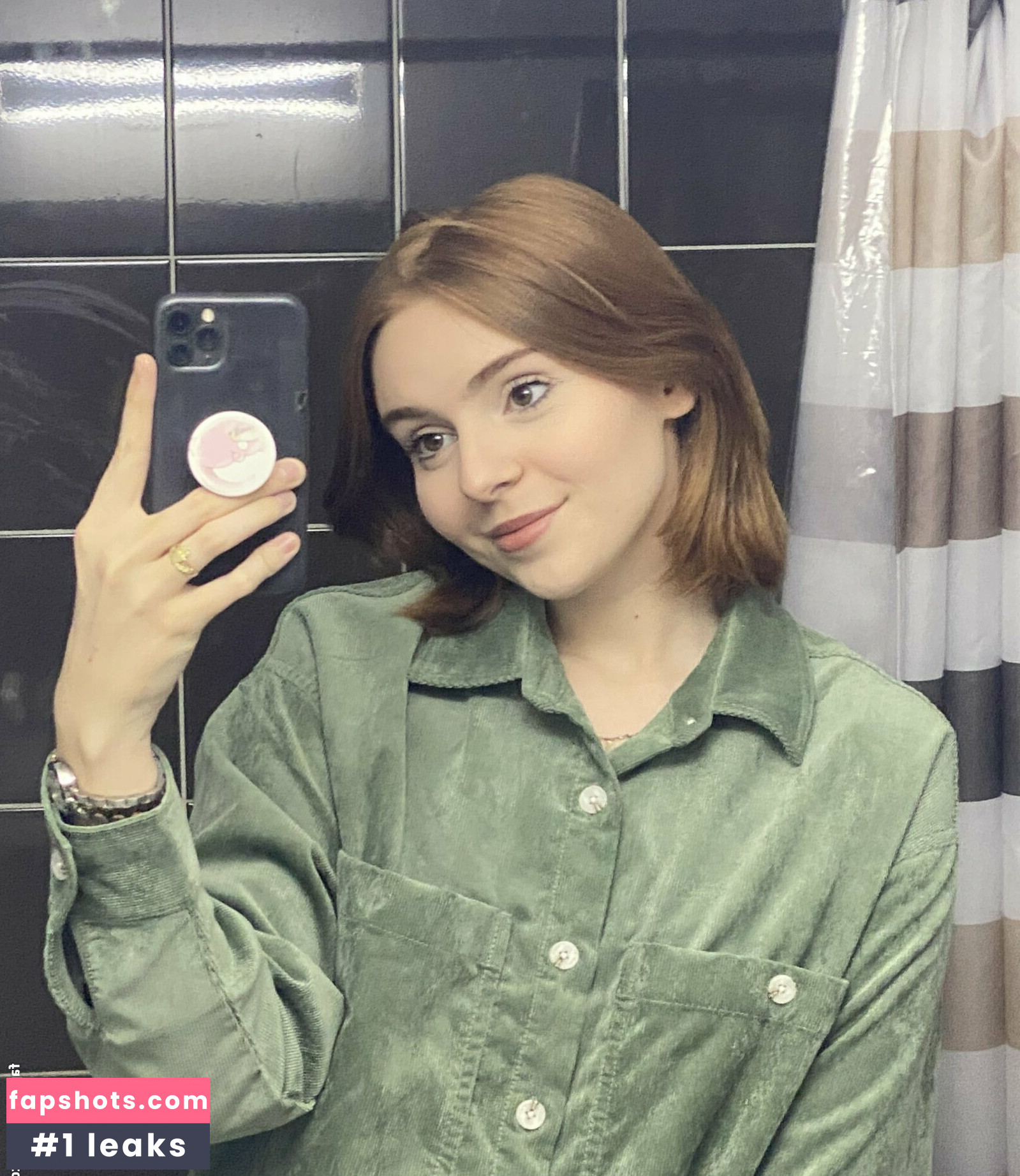 Caitlin gallery photo #37