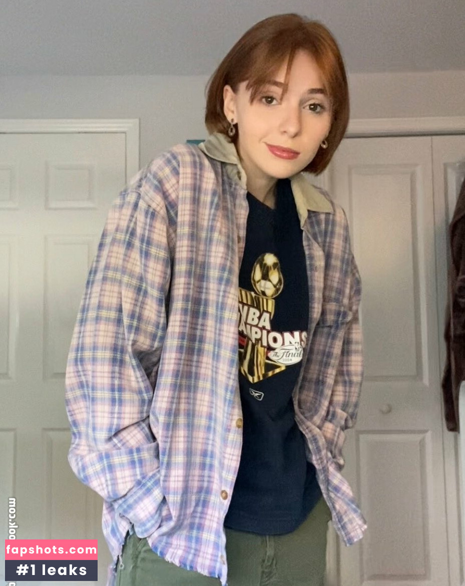 Caitlin gallery photo #44