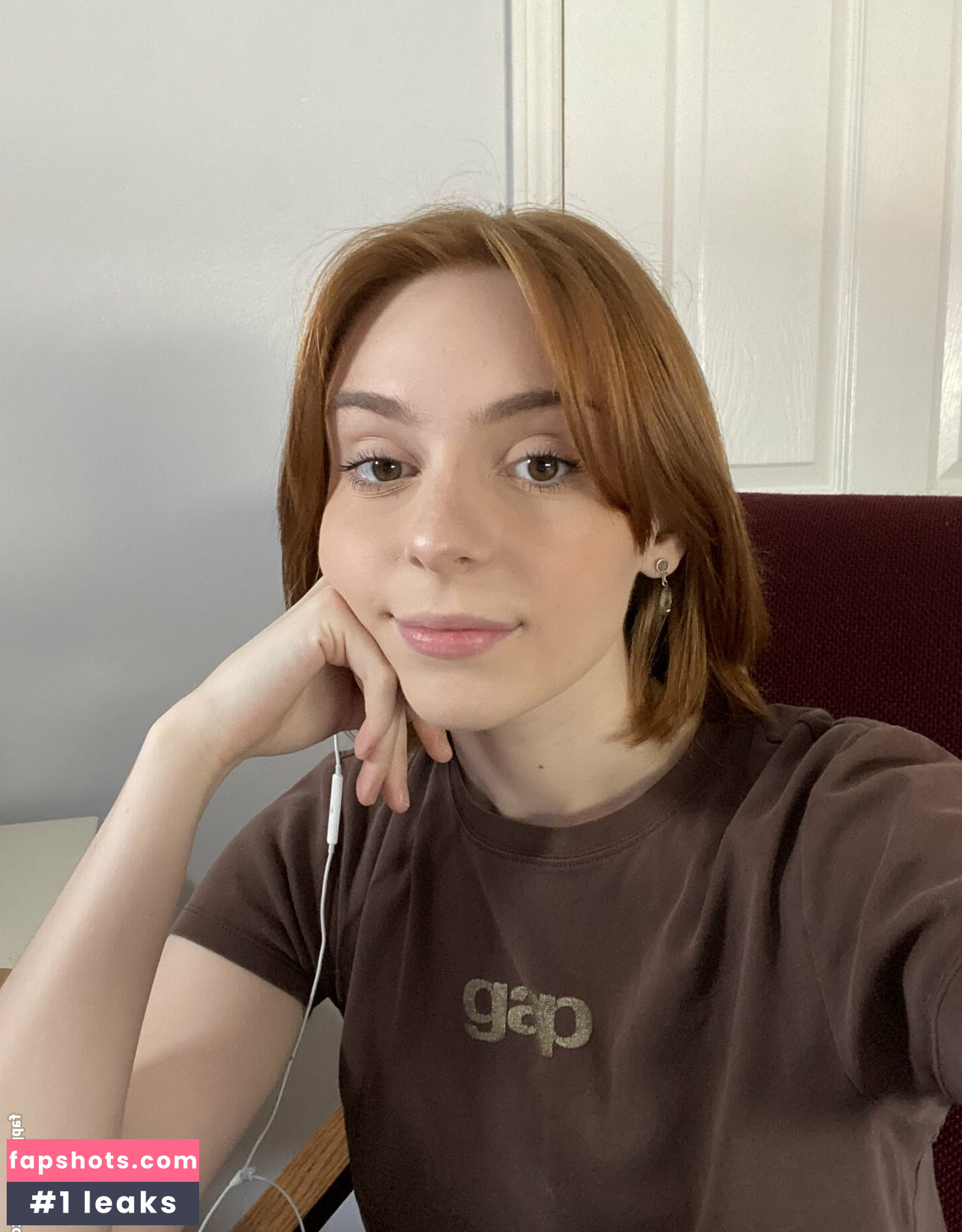 Caitlin gallery photo #53