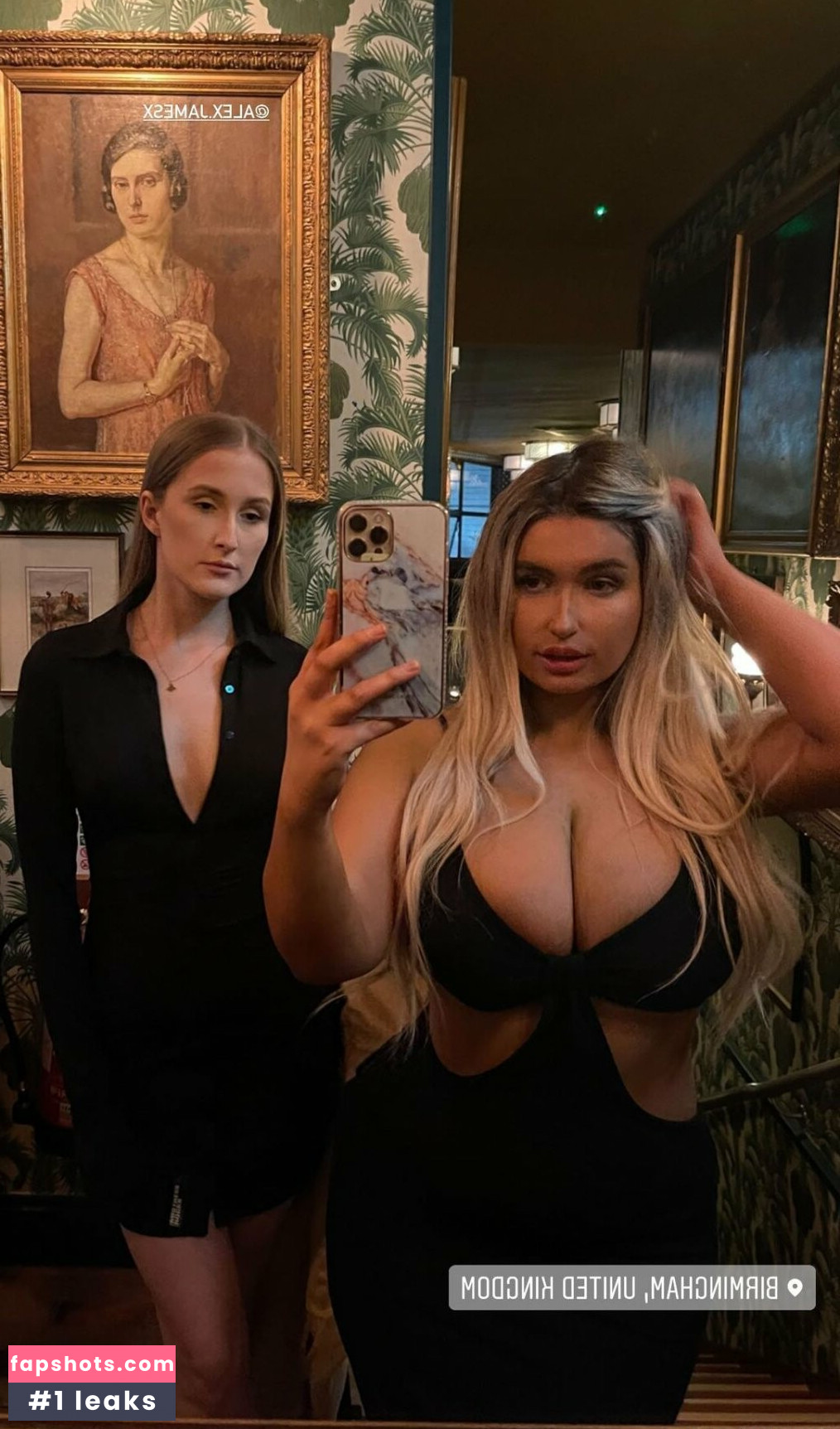 Caitlin gallery photo #73