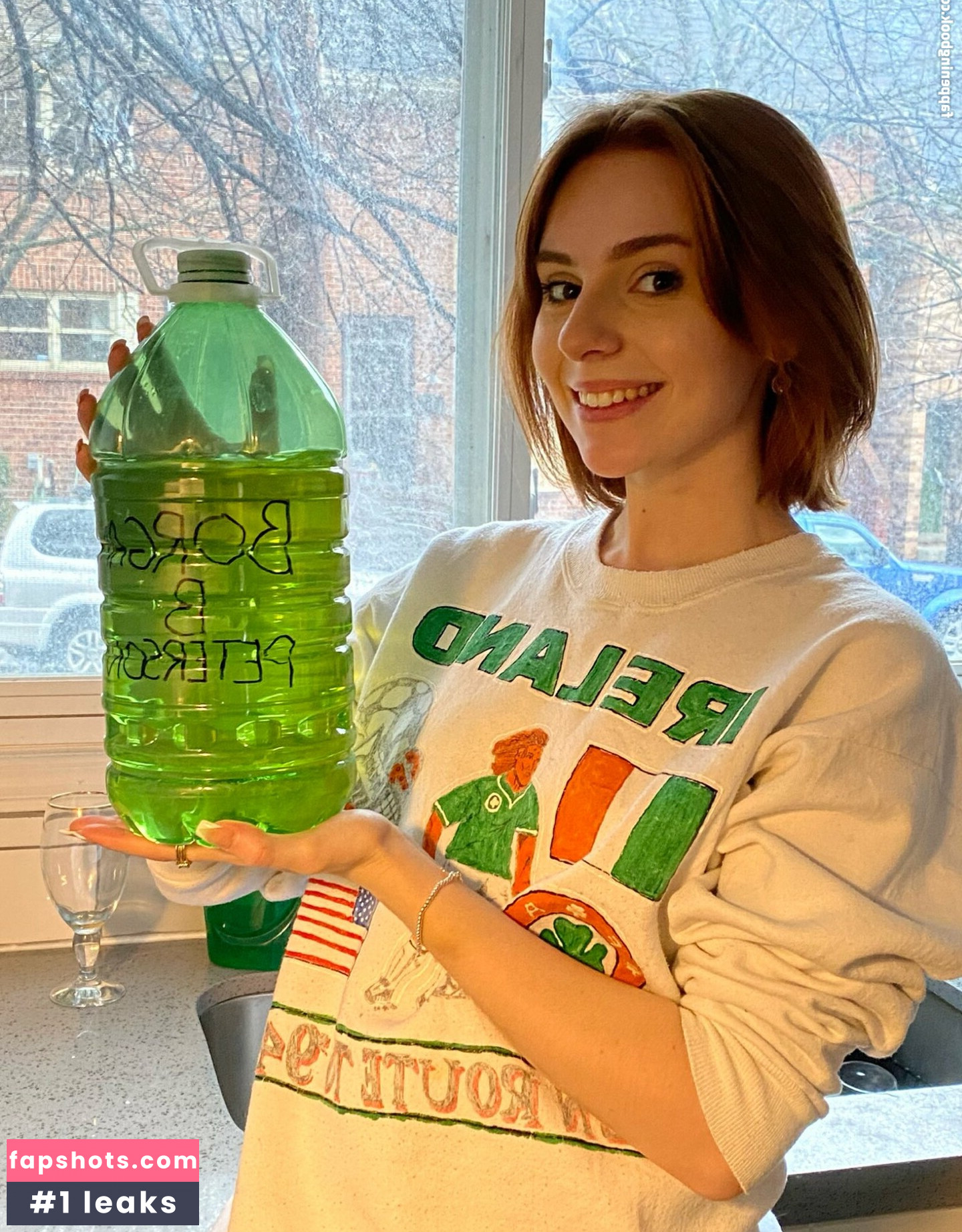 Caitlin gallery photo #80