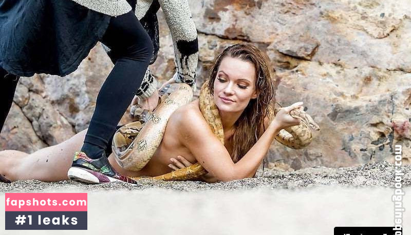 Caitlin O'Connor gallery photo #45