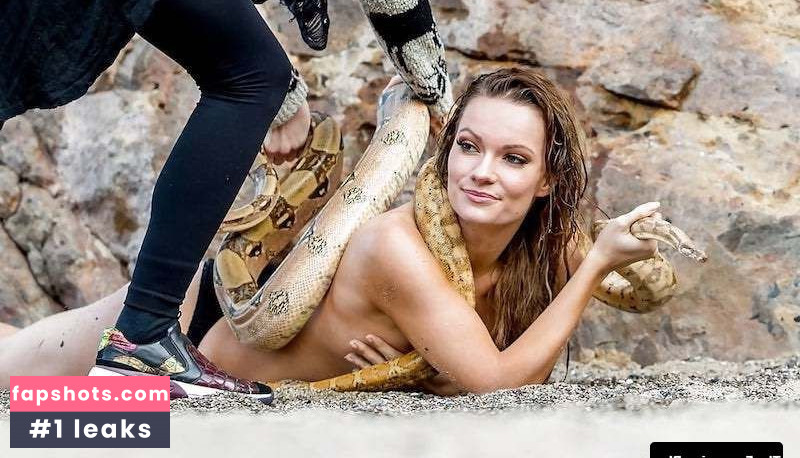 Caitlin O'Connor gallery photo #47