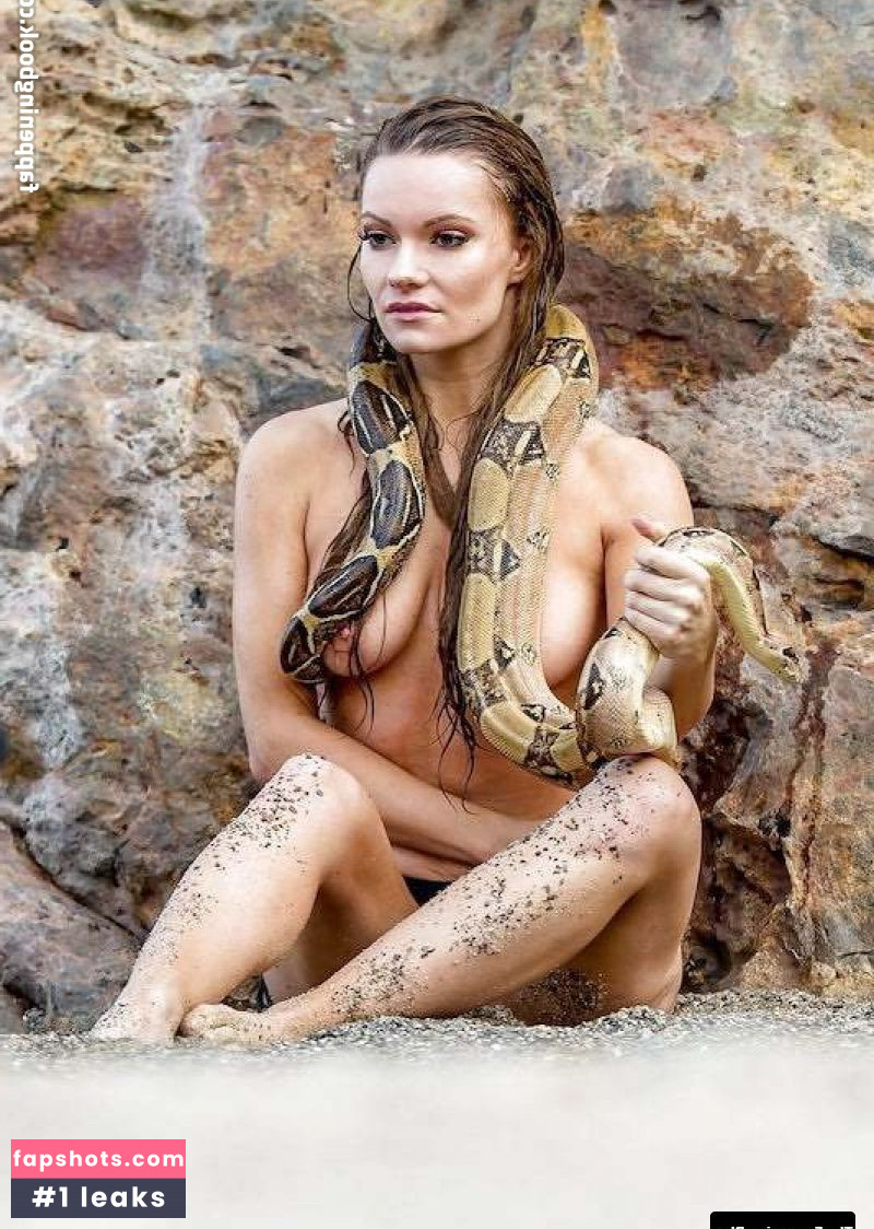 Caitlin O'Connor gallery photo #62