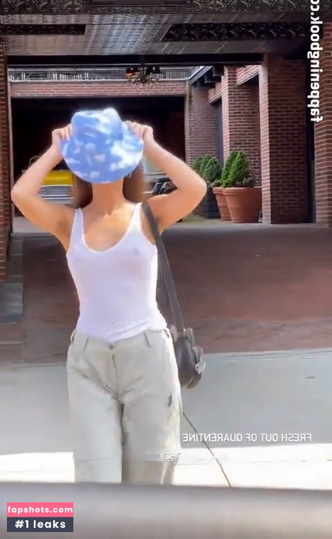 Caitlin Stasey gallery photo #108