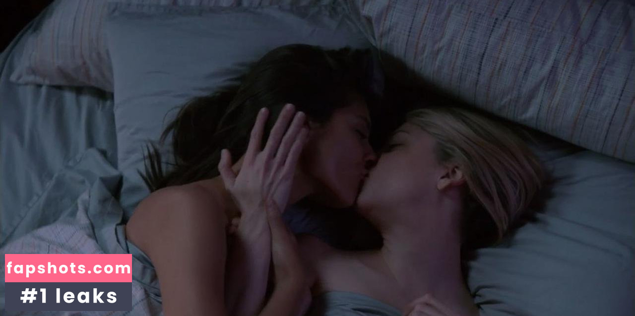 Caitlin Stasey gallery photo #119