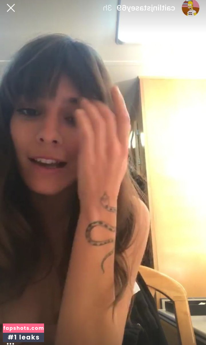 Caitlin Stasey gallery photo #160