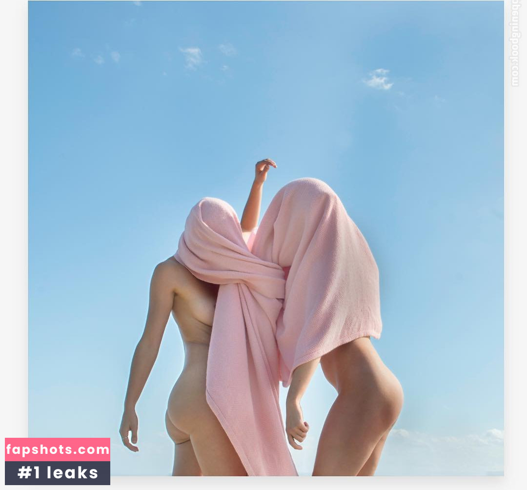 Caitlin Stasey gallery photo #167