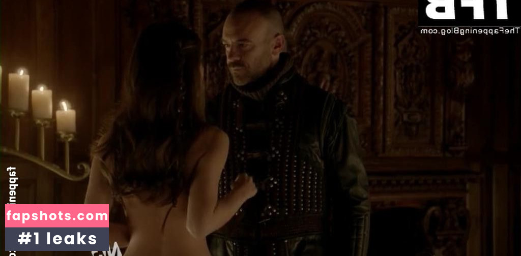 Caitlin Stasey gallery photo #24