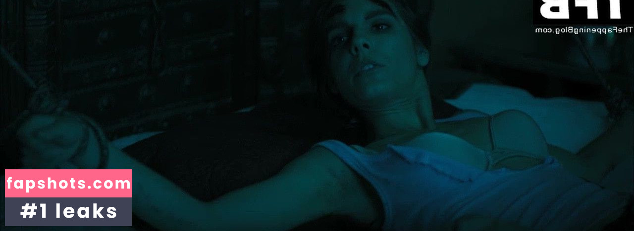 Caitlin Stasey gallery photo #27