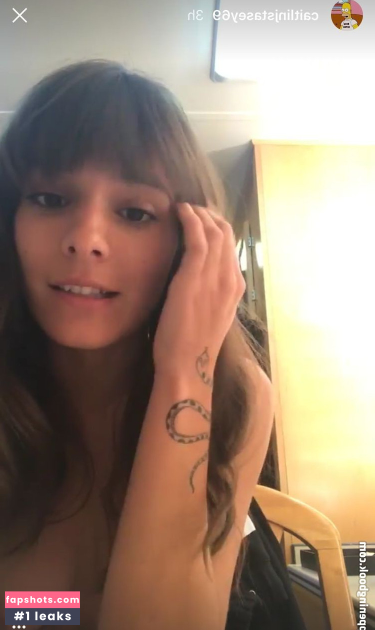 Caitlin Stasey gallery photo #34