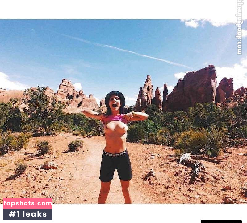 Caitlin Stasey gallery photo #85