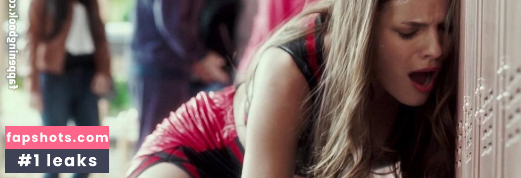 Caitlin Stasey gallery photo #100