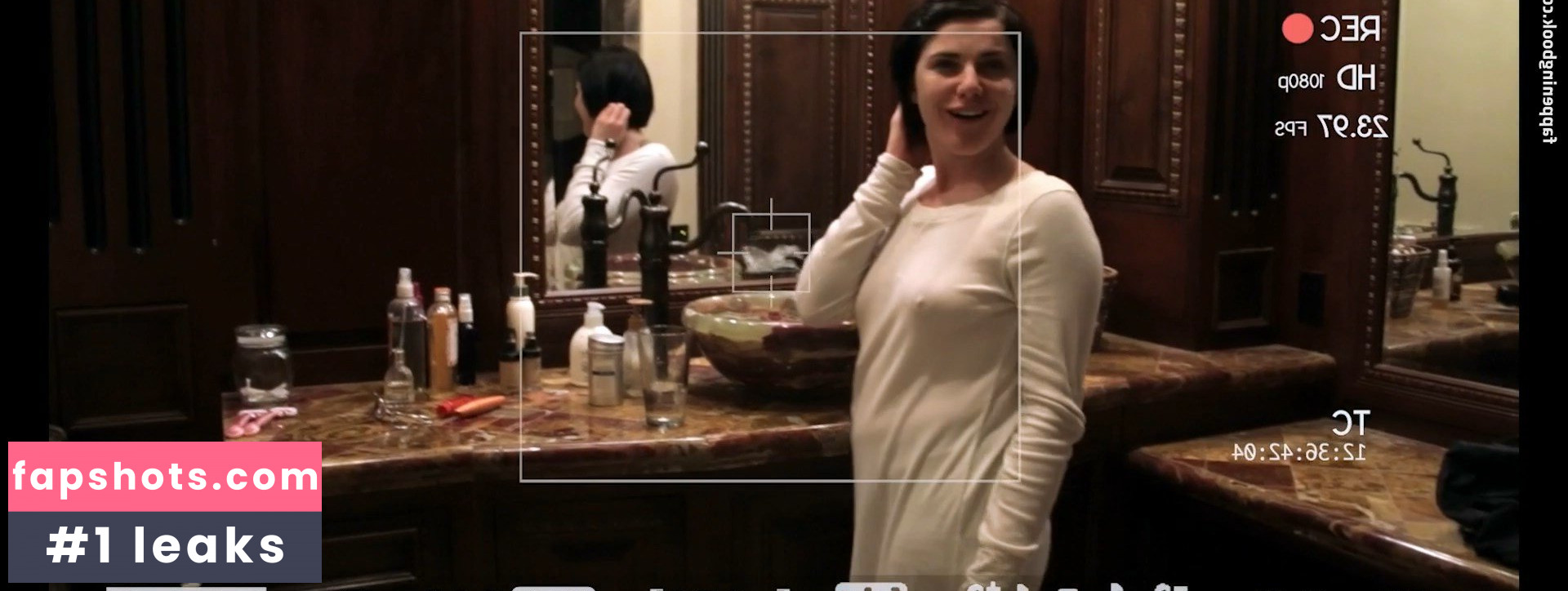 Caitlyn Folley gallery photo #5