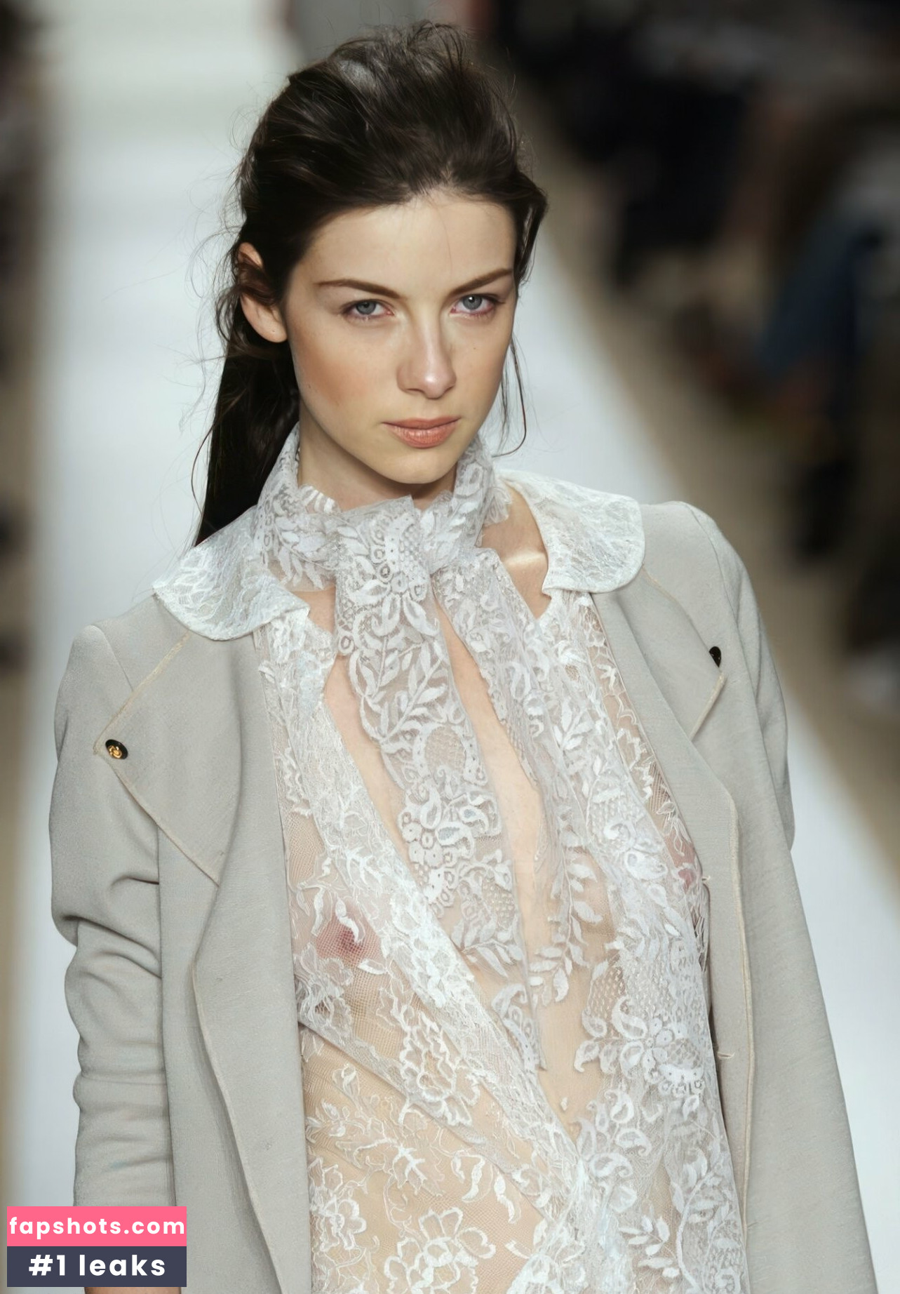 Caitriona Balfe gallery photo #33