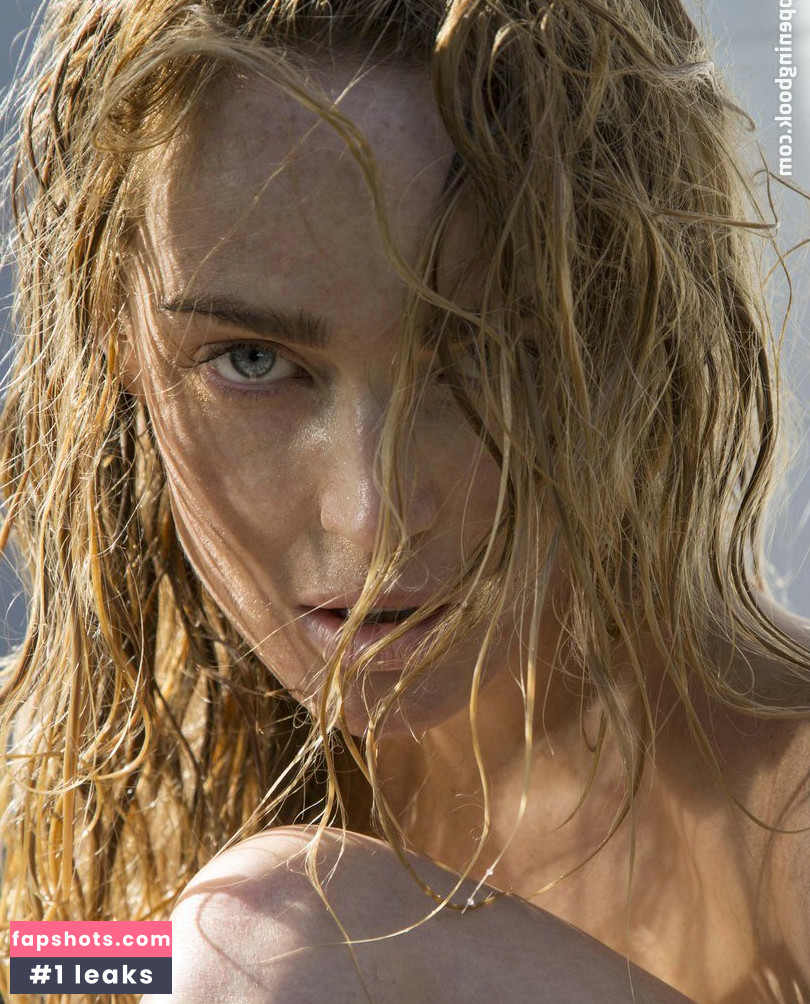 Caity Lotz gallery photo #106