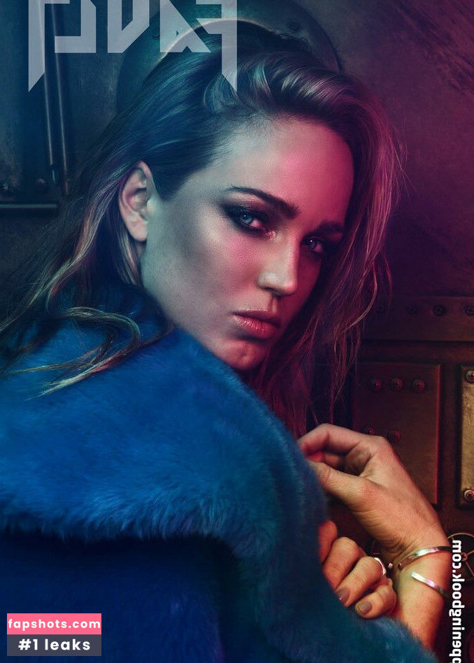 Caity Lotz gallery photo #40