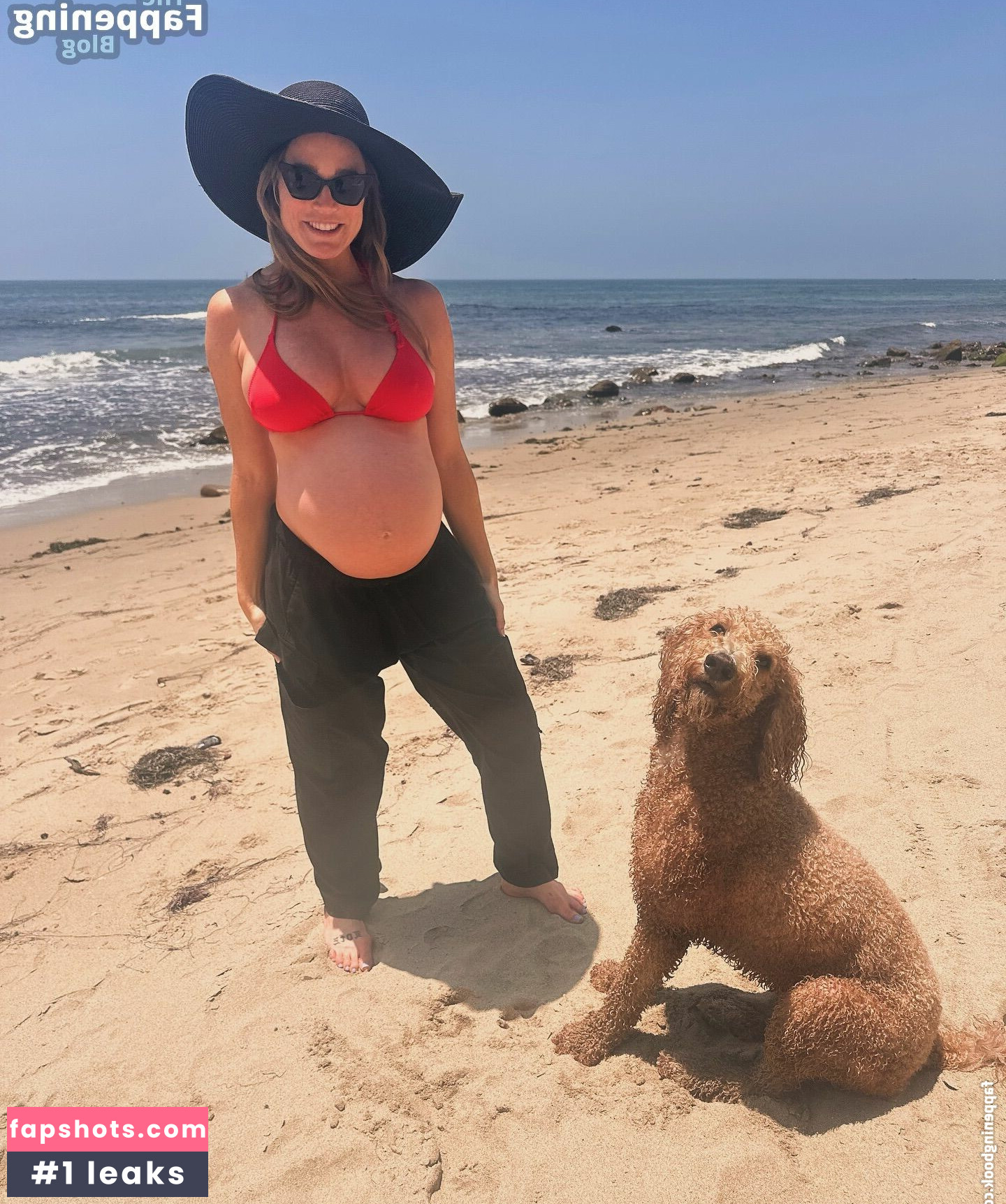 Caity Lotz gallery photo #5