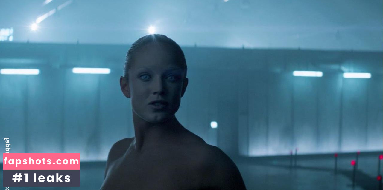 Caity Lotz gallery photo #75