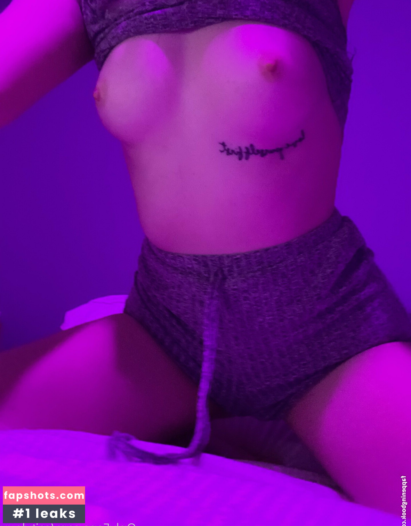 caityloux gallery photo #7