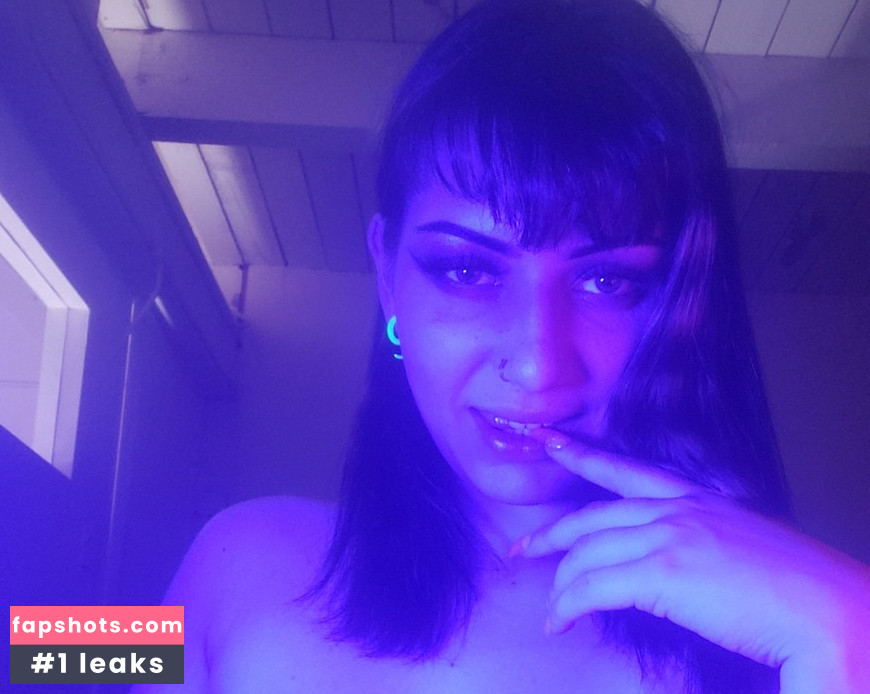 calinova2021 Nude Leaks OnlyFans - Fapshots