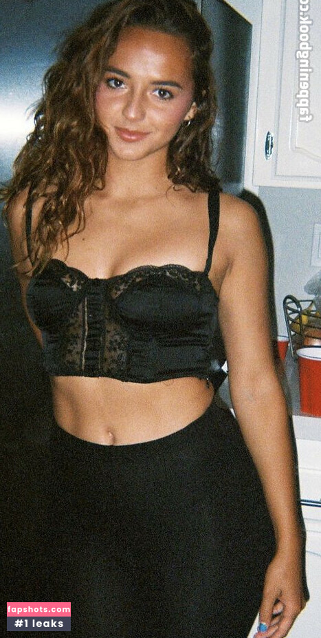 Calista Reyes gallery photo #5