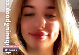 callherdiana gallery photo #4