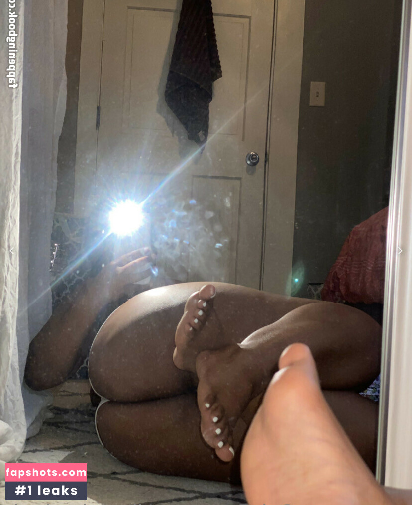 callherdiana gallery photo #7