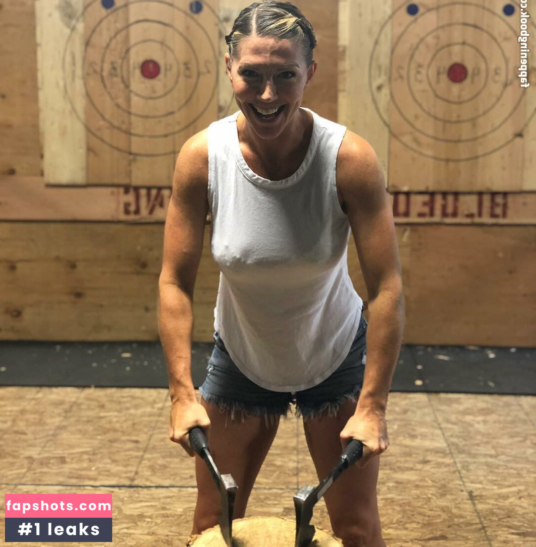 Callie Bundy gallery photo #13