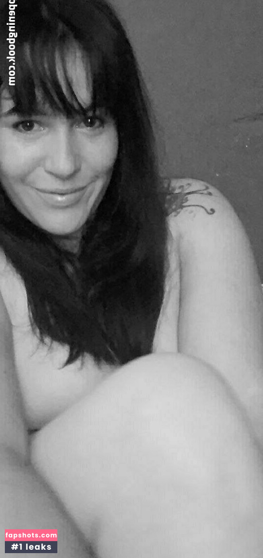 calliee gallery photo #6