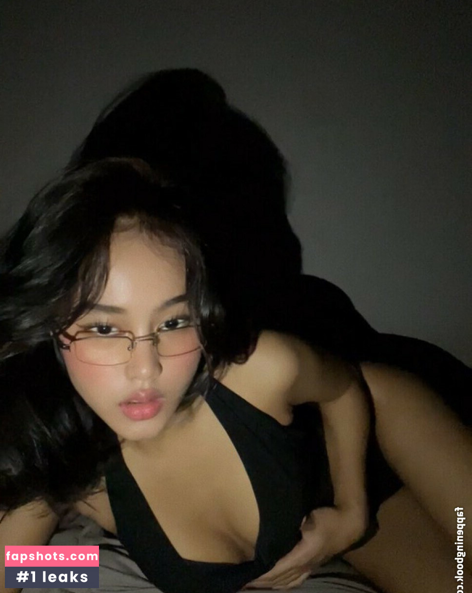 callyculate nude babe gallery