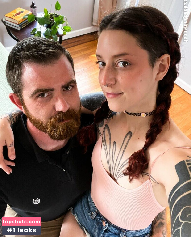 Cam Damage gallery photo #23