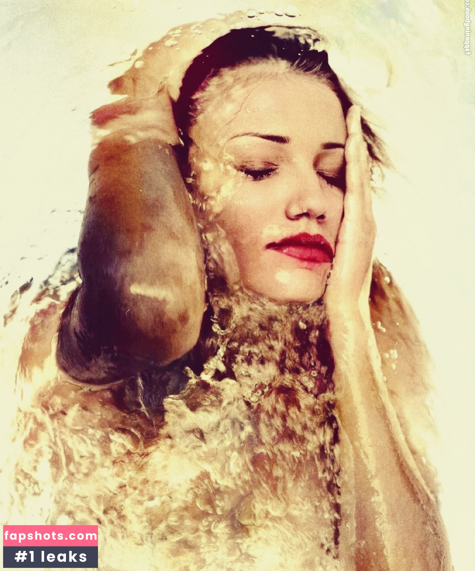 Cameron Diaz Nahé úniky fotek pouze od fanoušků #273 - Fapshots