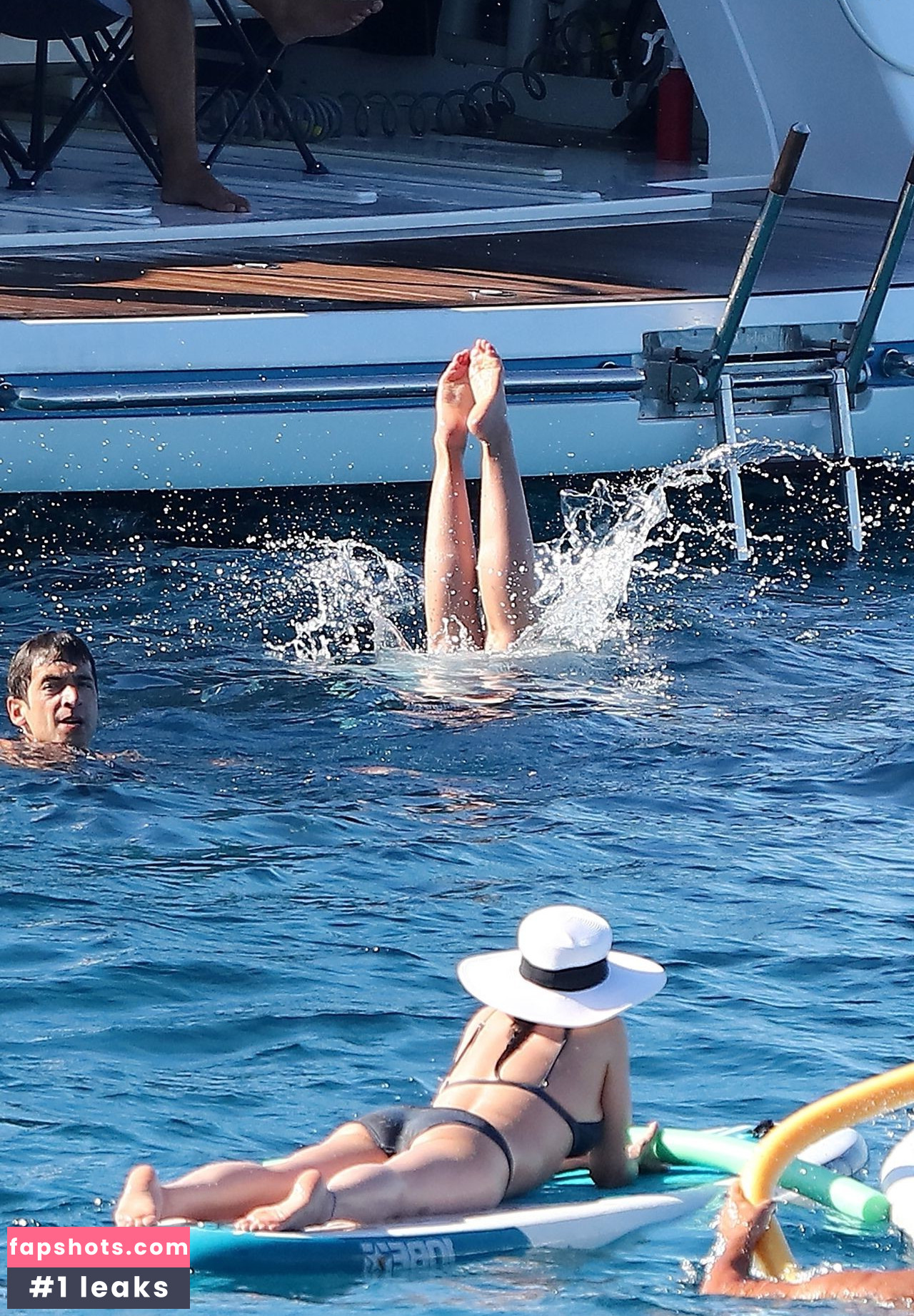 Cameron Diaz Nahé úniky fotek pouze od fanoušků #295 - Fapshots