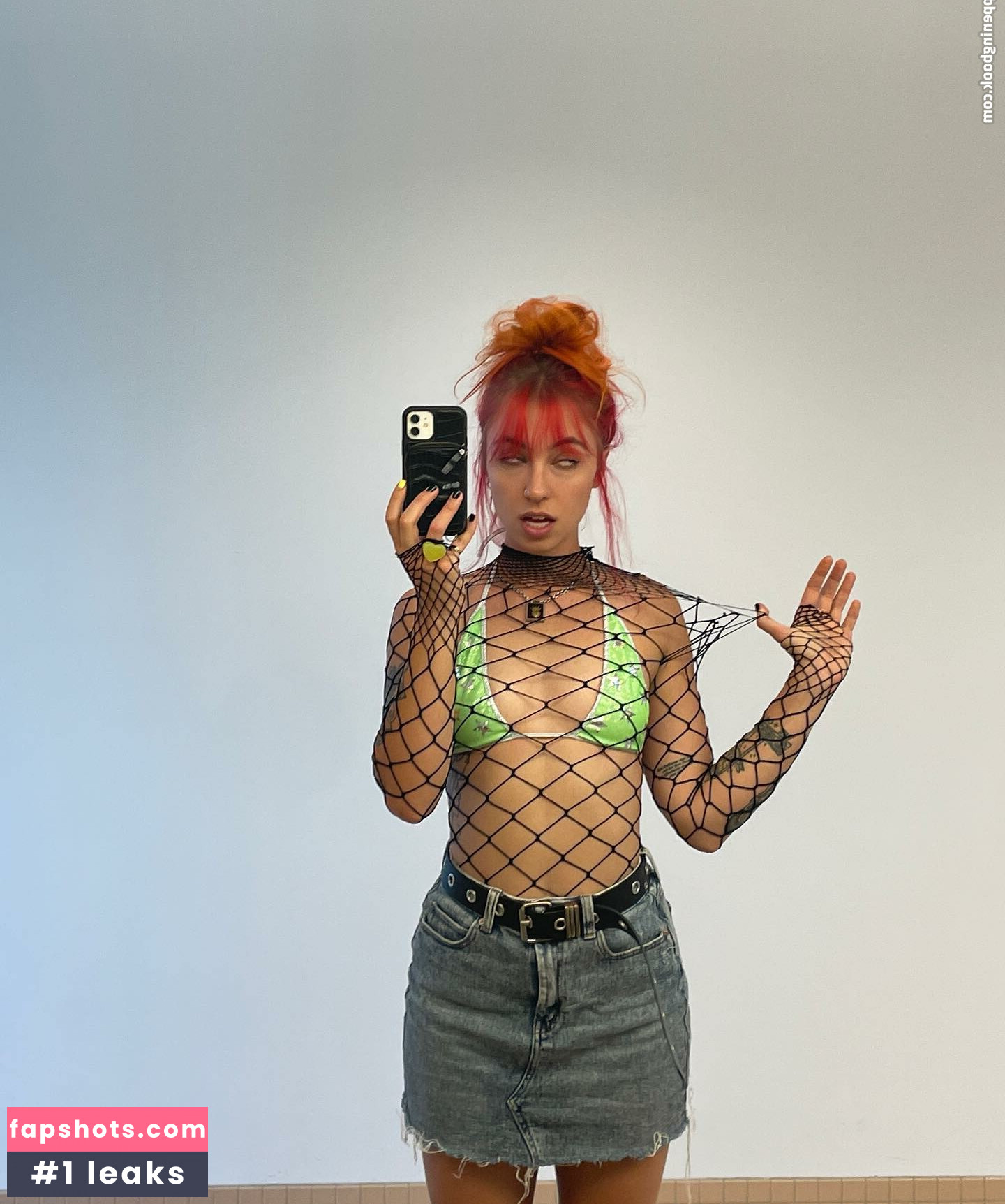 Cami Petyn nude babe gallery