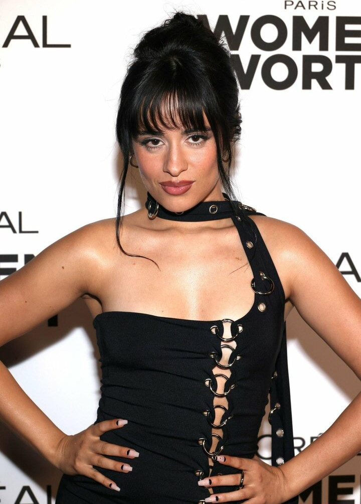 camila-cabello gallery photo #2090