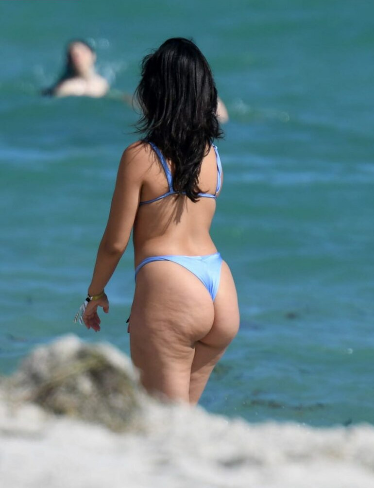 camila-cabello gallery photo #2101