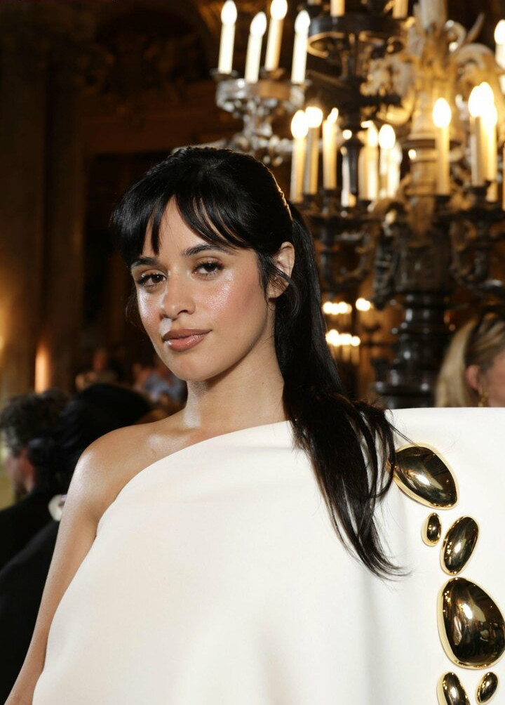 camila-cabello gallery photo #2460