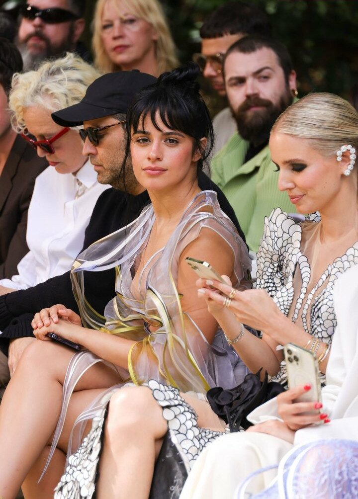 camila-cabello gallery photo #2511