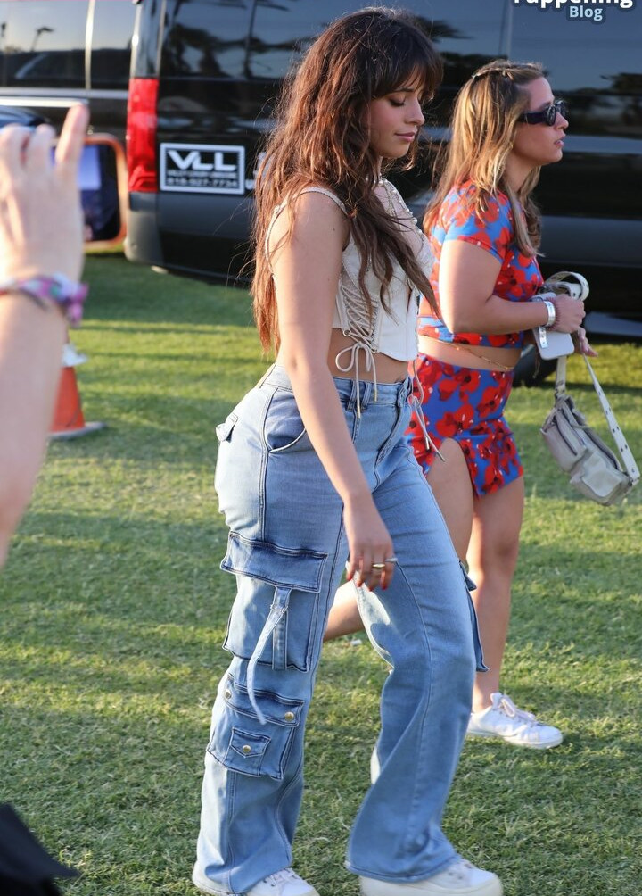 camila-cabello gallery photo #2626