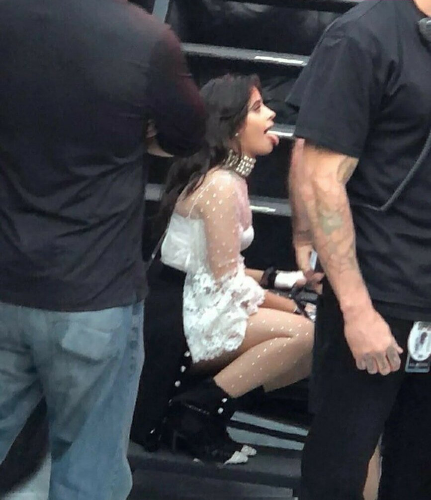 camila-cabello gallery photo #2631