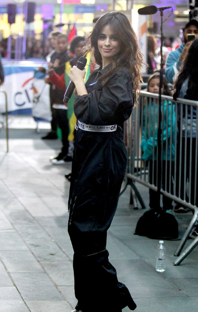 camila-cabello gallery photo #3238