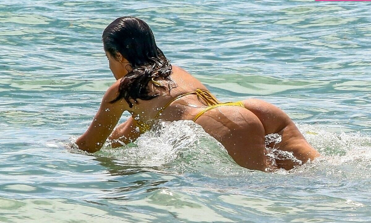 camila-cabello gallery photo #3388