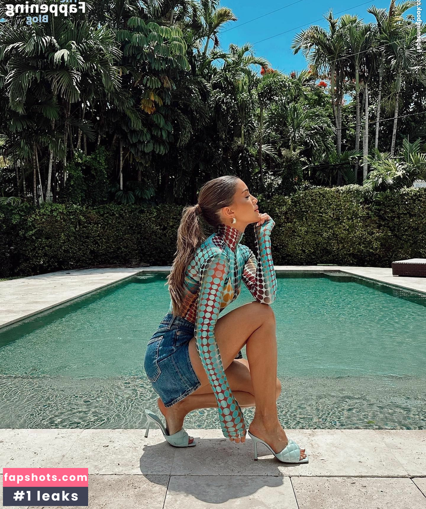 Camila Coelho gallery photo #54