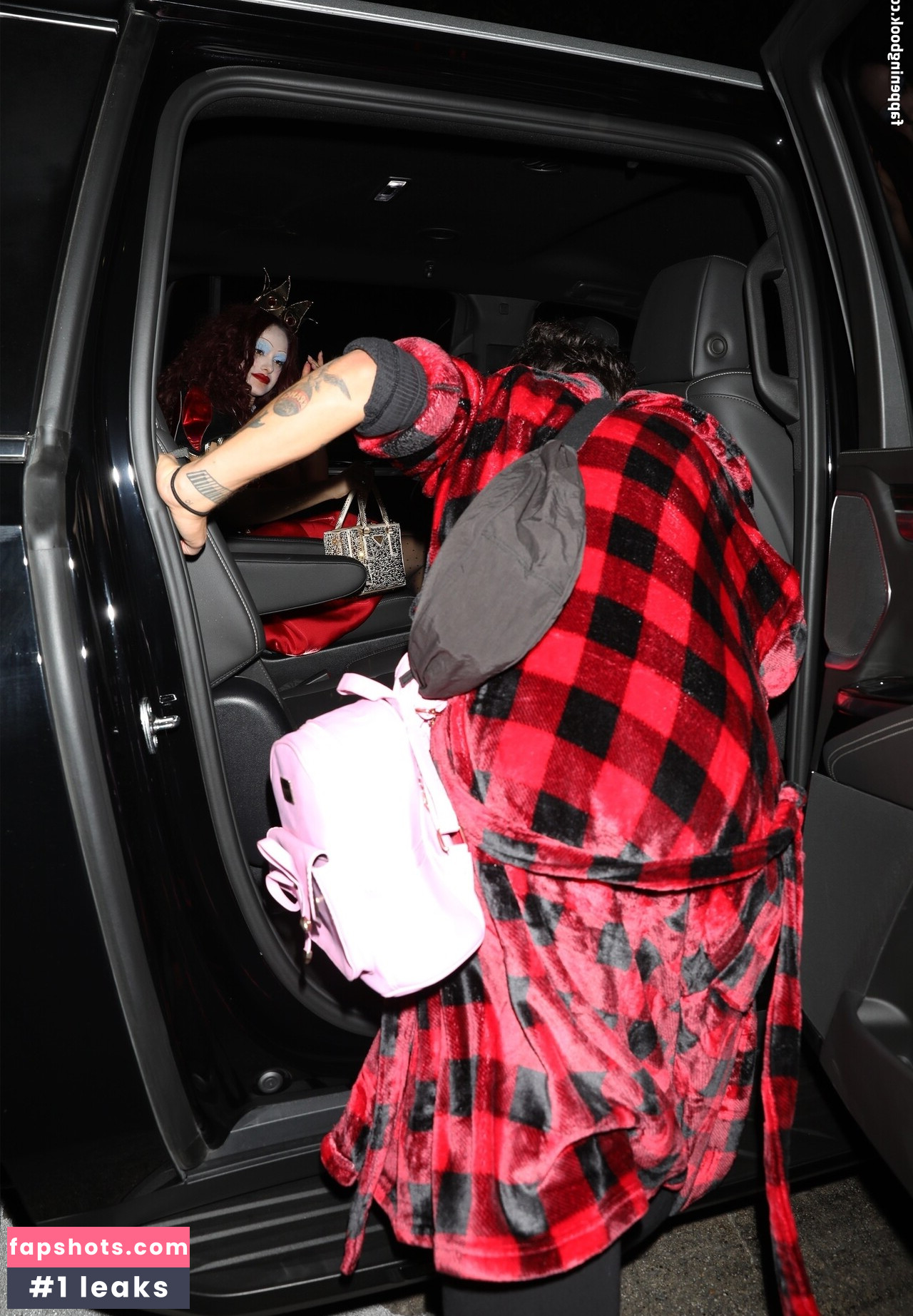 Camila Mendes gallery photo #12