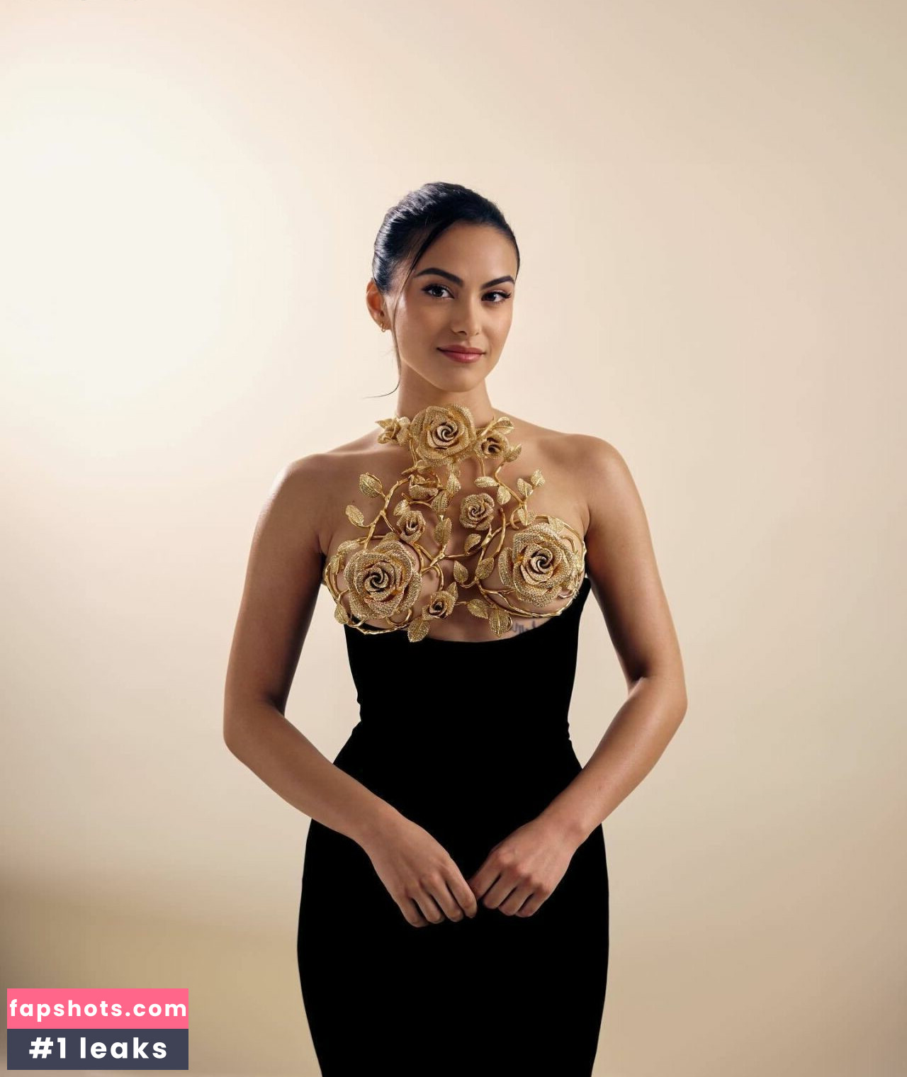 Camila Mendes gallery photo #132