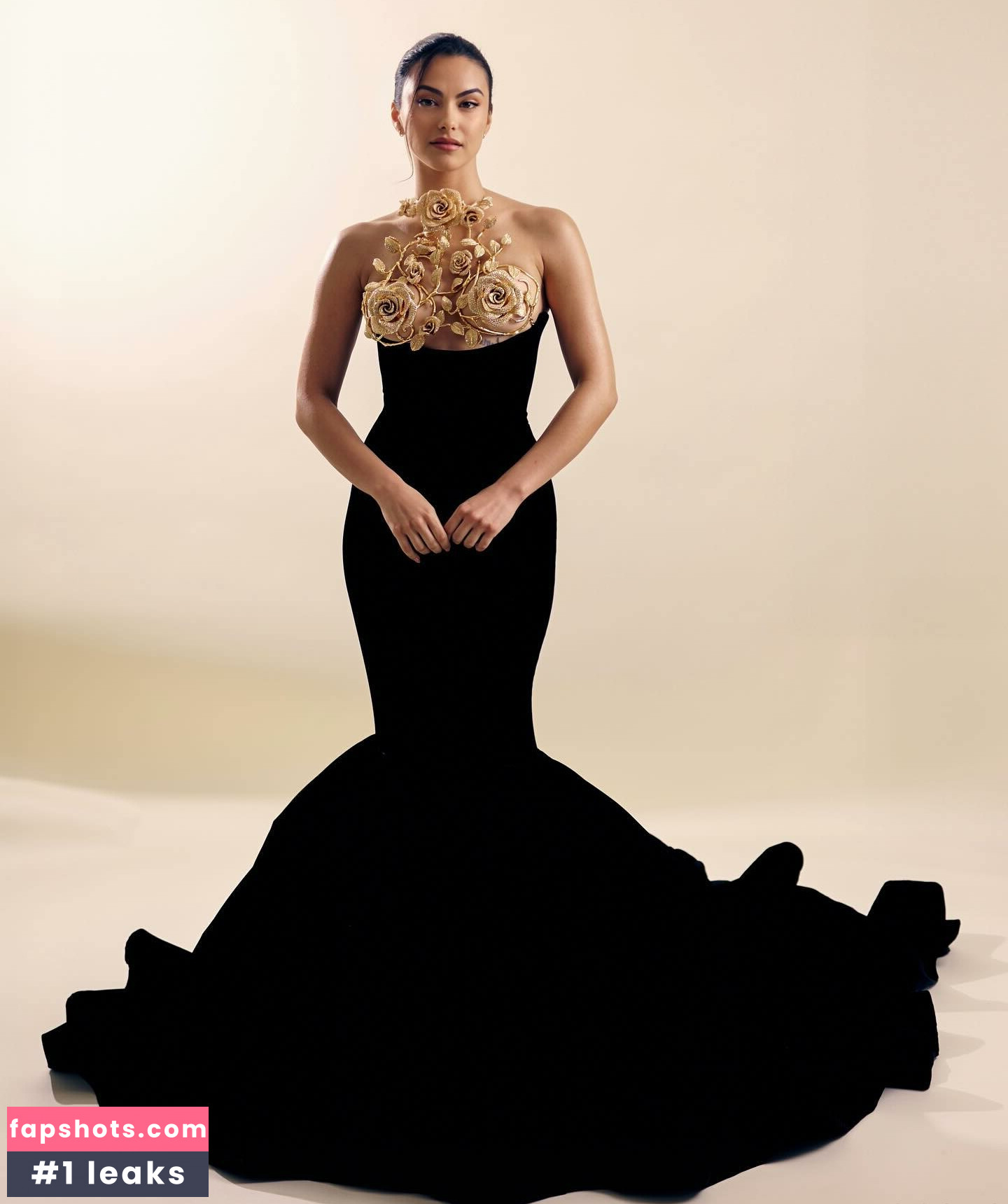 Camila Mendes gallery photo #150