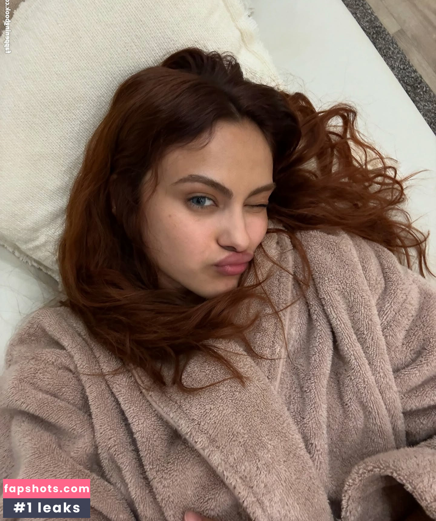 Camila Mendes gallery photo #23